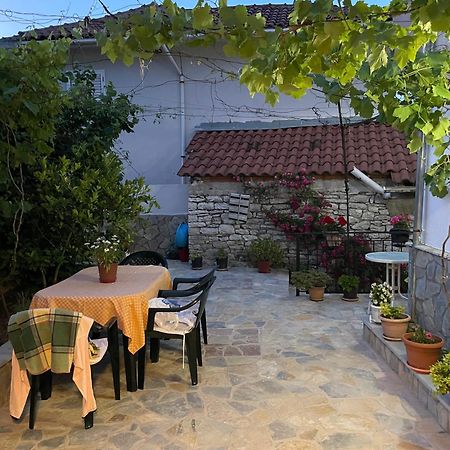 Luigi Guest House Gjirokastër Eksteriør billede