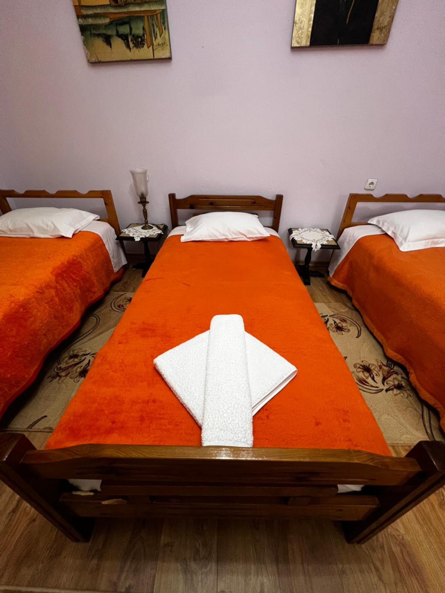 Luigi Guest House Gjirokastër Eksteriør billede