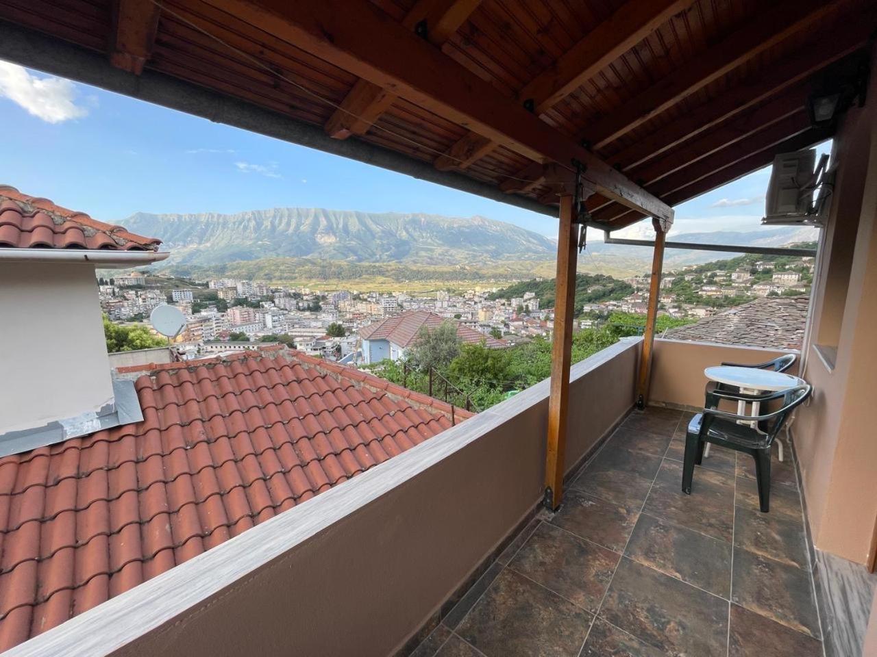 Luigi Guest House Gjirokastër Eksteriør billede